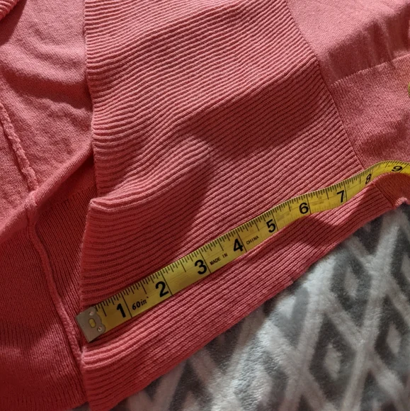 Coral cardigan Sweater Boho Ribbed Detailing Longer Length in Front Size Medium - Picture 13 of 16